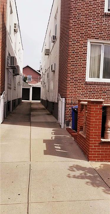 2nd image of 2143 Bay Ridge Ave