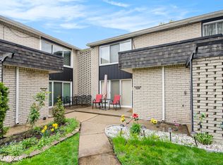 8208 Karam Blvd UNIT 4, Warren, MI 48093