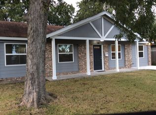 2714 Staton Ln, Port Neches, TX 77651