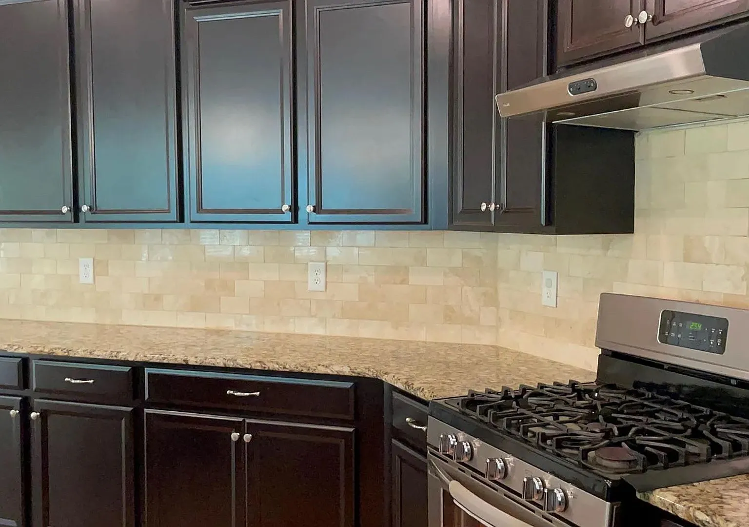 Room in 6 Bedroom Home at Agnew Dr — Photo 2