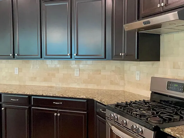 7211 Agnew Dr — Photo 2