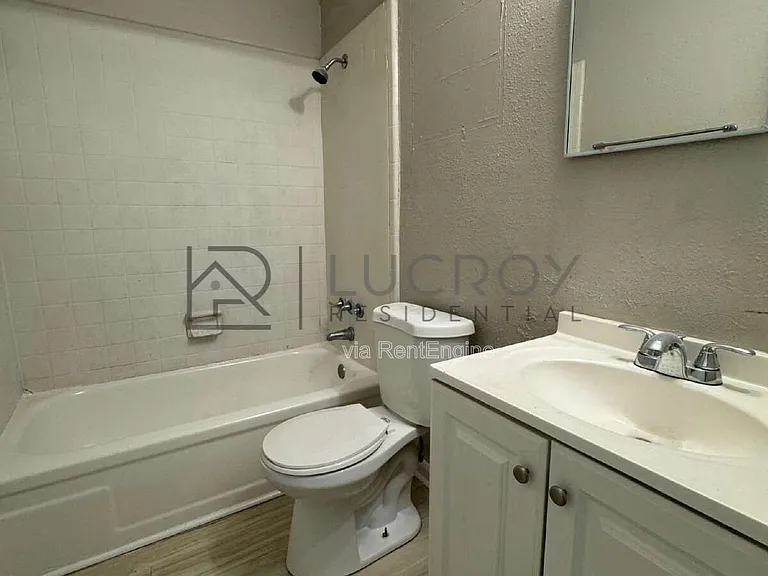 229 Lawrence Rd — Photo 6