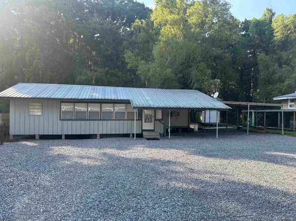 151 Lakeview St, Pierre Part, LA 70339