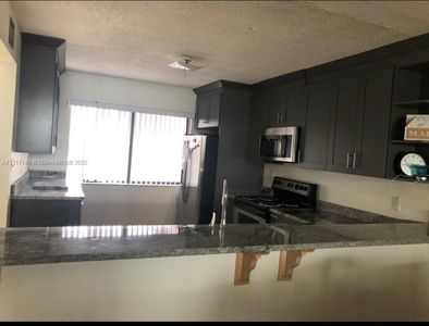 8030 Hampton Blvd APT 401, North Lauderdale, FL, 33068