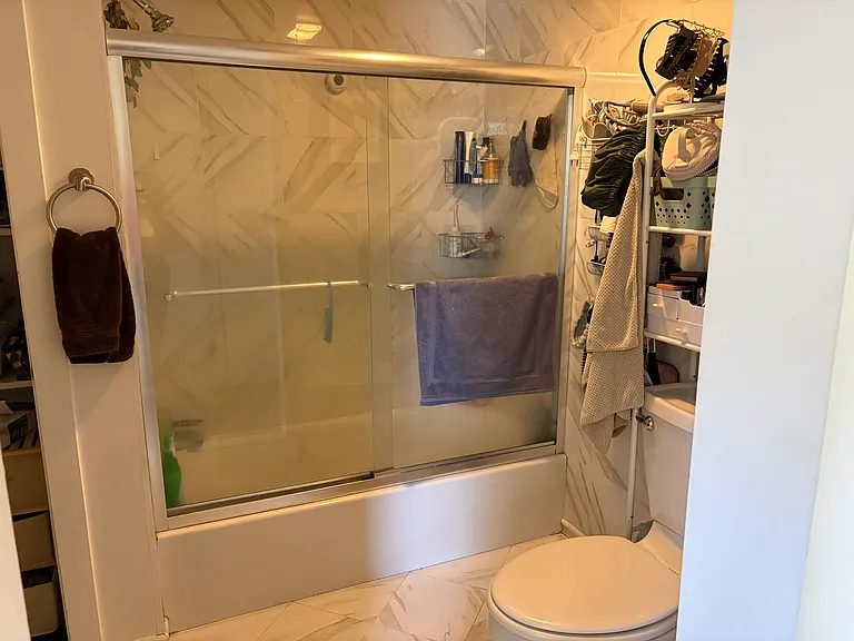 146 Irving Ave #2 — Photo 9