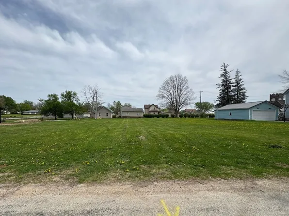 1st Ave, Stanwood, IA 52337