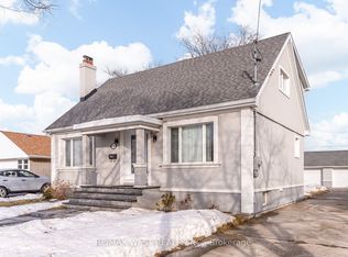 78 Golden Blvd E, Welland, ON L3B 1H6