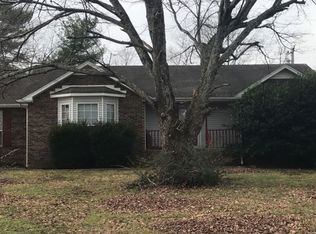 209 Hamlett Dr, White House, TN 37188