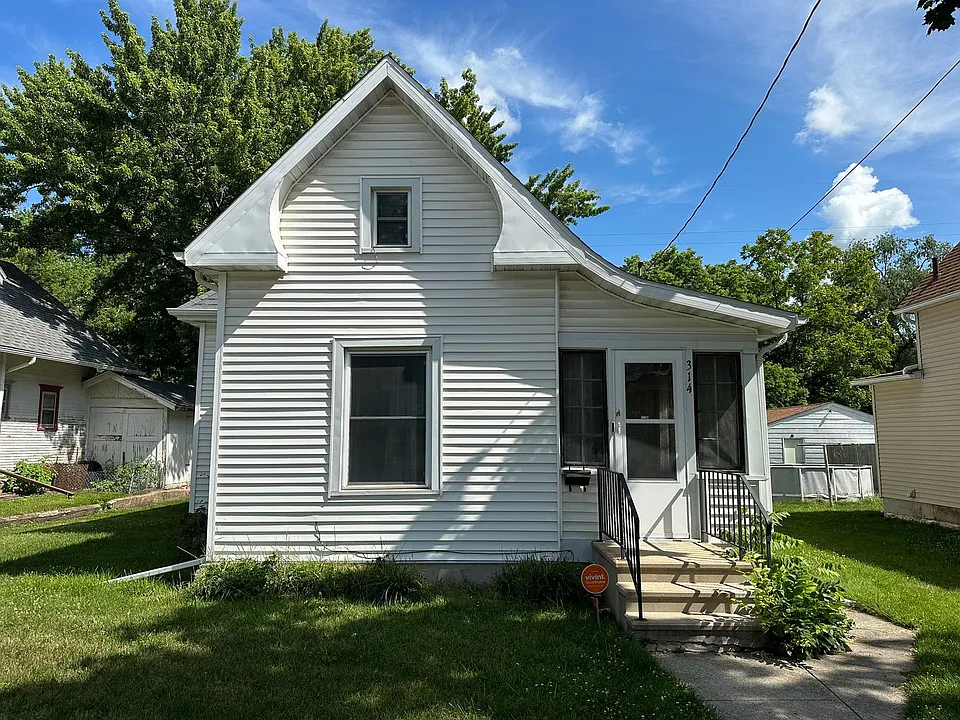 314 Conger St