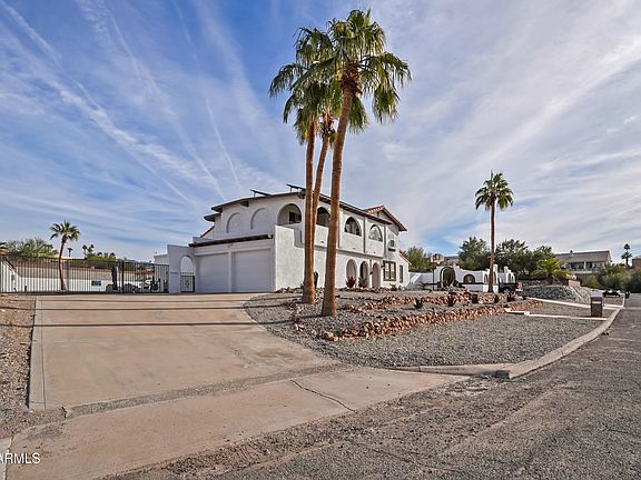 3rd image of 660 HAGEN Drive