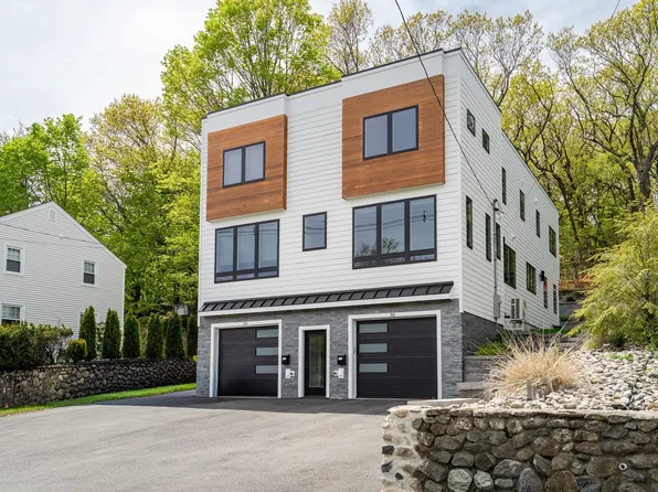 366 Massachusetts Ave #366, Lexington, MA 02420