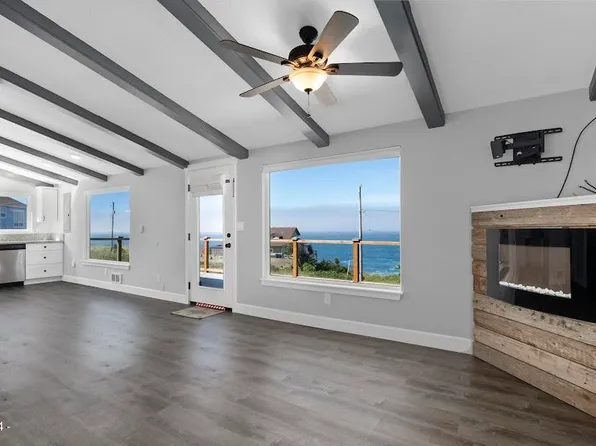 3660 Rocky Creek Ave, Depoe Bay, OR 97341
