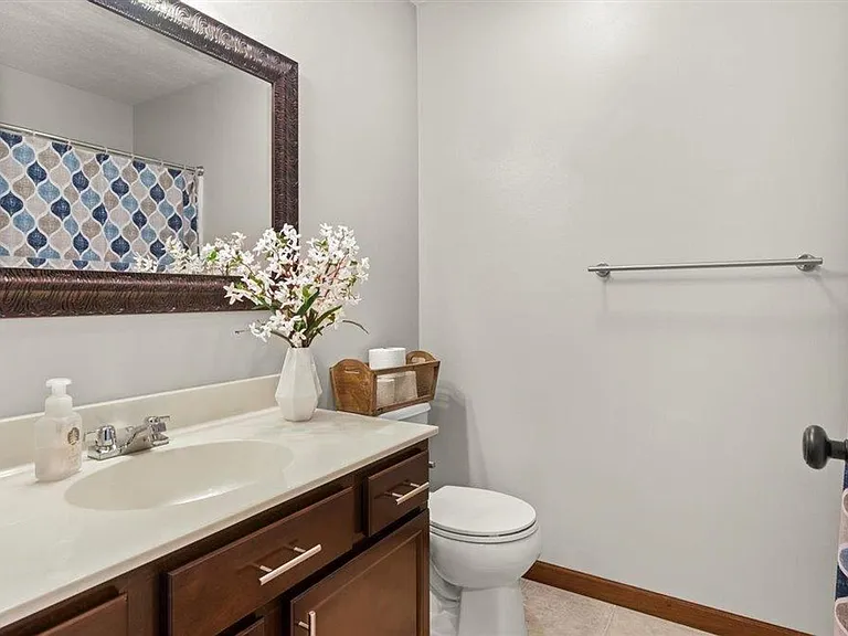 1514 Hummingbird Cir — Photo 16