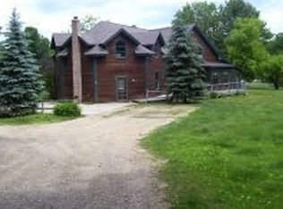 98 Crowhill Rd, Rochester, NH 03868