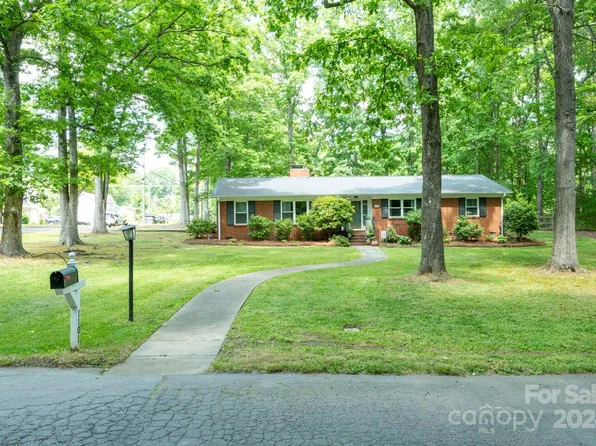 1101 Lakewood Dr, Monroe, NC 28112