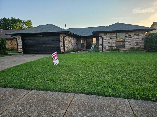 1029 Hunters Glen Cir