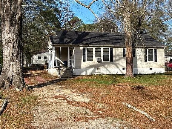 2nd image of 4865 Sheridan Dr