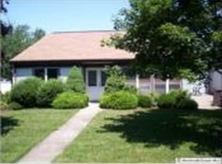 950 Liverpool Cir, Manchester, NJ 08759