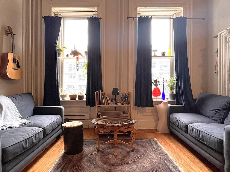 1531 W Girard Ave #1F — Photo 1