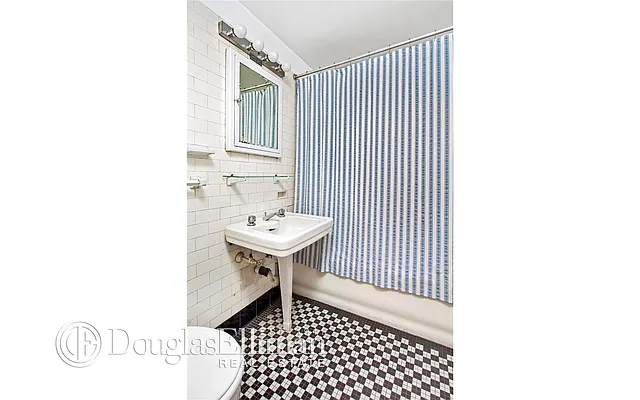 Sold by Douglas Elliman | media 14