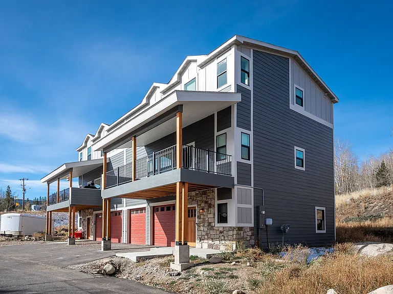 313 Vasquez Rd — Photo 37