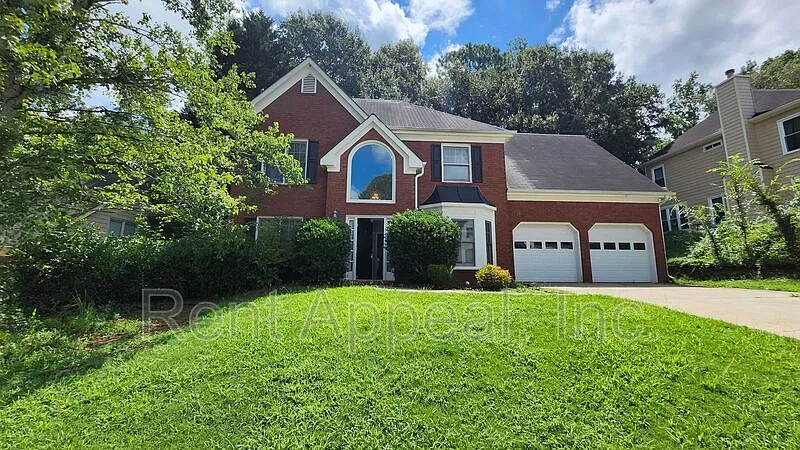 4 bed, 2.5 bath, 2442 sqft, $2,250 — Photo 1