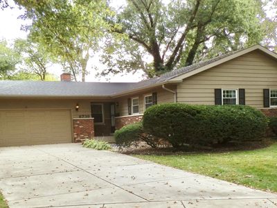 8739 Northcote Ave, Munster, IN, 46321