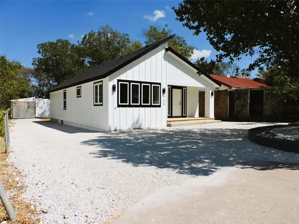 705 E Highway 82, Nocona, TX 76255