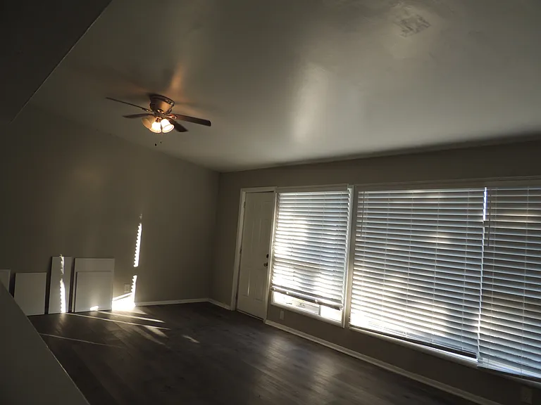 6552 E 27th Pl — Photo 7