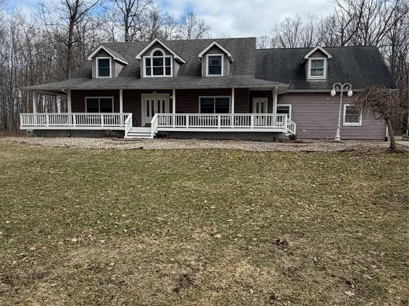 701 Harsen Rd, Lapeer, MI 48446