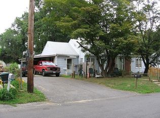 312 Oakwood Rd, Edgewater, MD 21037