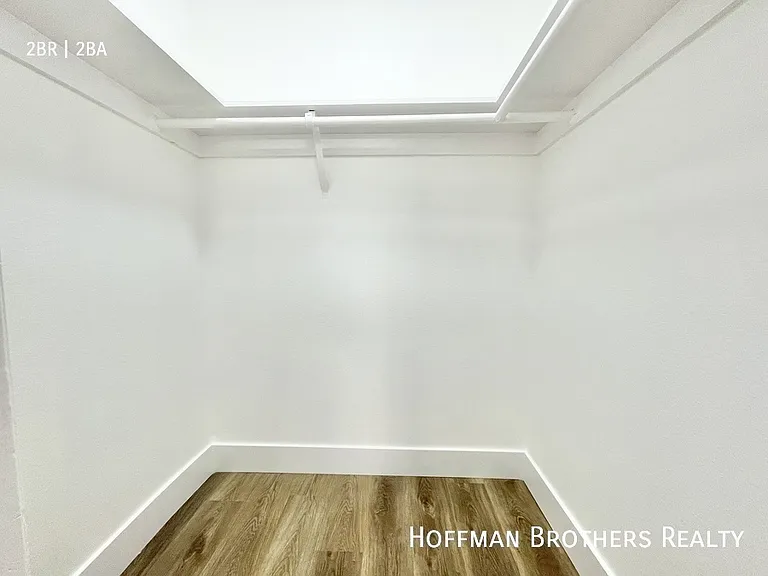 239 S Harvard Blvd #3 — Photo 8