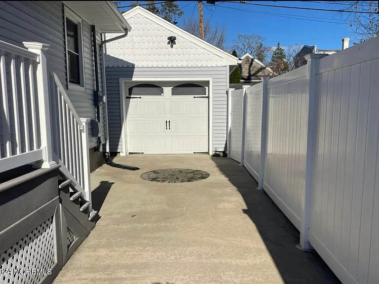 509 Laurel Ave — Photo 8