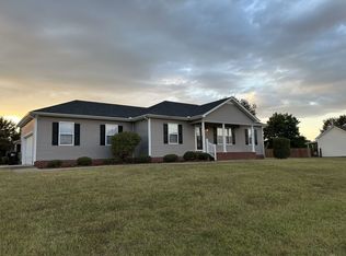 3203 Meadowhill Dr, Murfreesboro, TN 37130