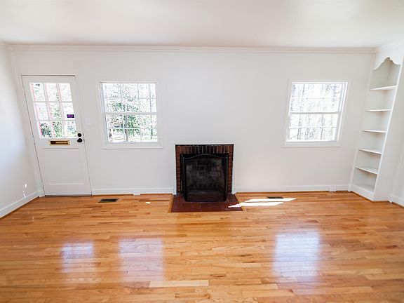 5th image of 332 Rivermont Dr