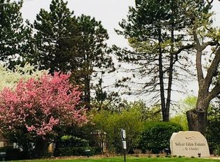 7N177 Lancaster Rd, Saint Charles, IL 60175