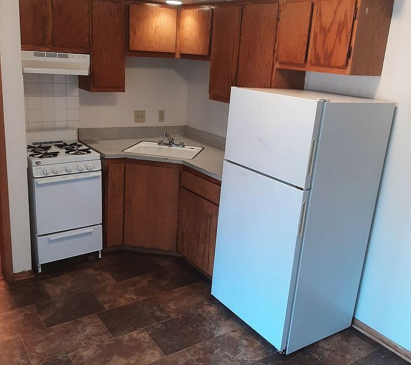 2nd image of 3602 Packers Ave APT 210