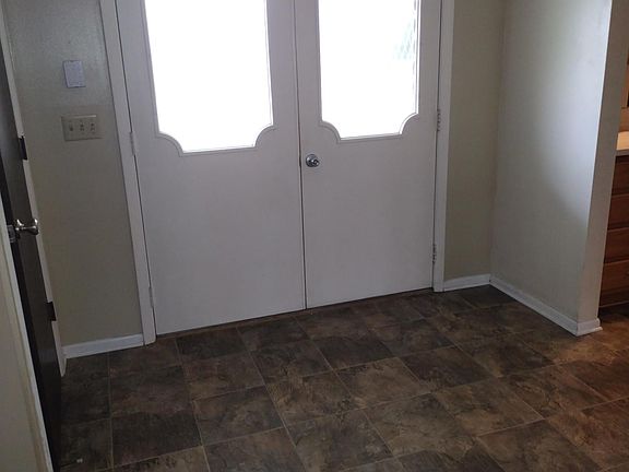 5th image of 6102 Monarch Dr