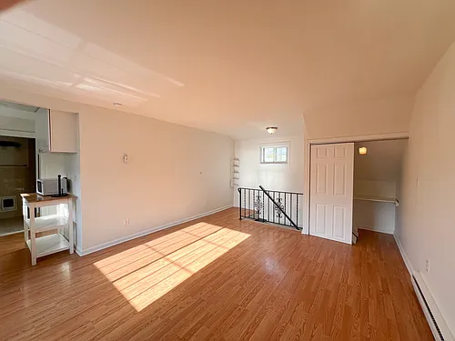 750 Cove Rd #7 Photo 1