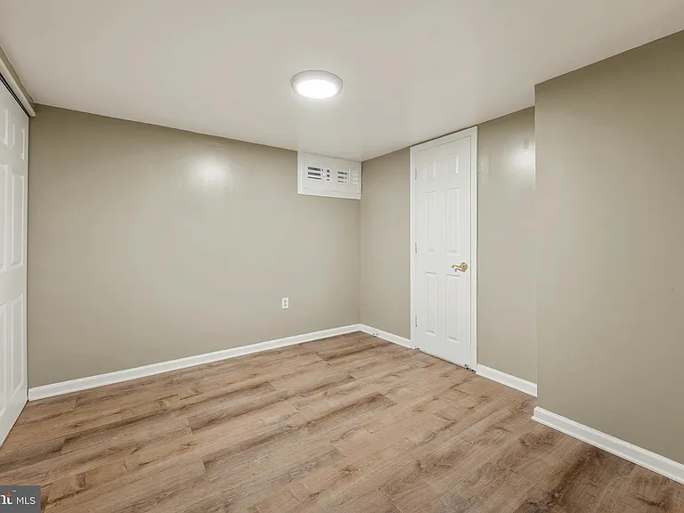 11809 Timber Ln — Photo 21