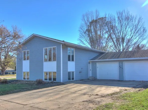 945 Washington St, Prescott, WI 54021