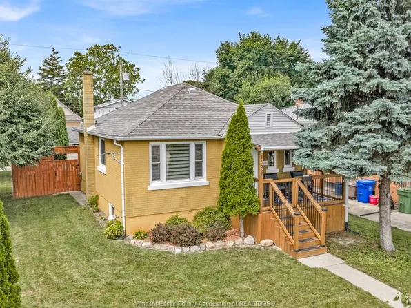 1595 Alexis Rd, Windsor, ON N8Y 4P1