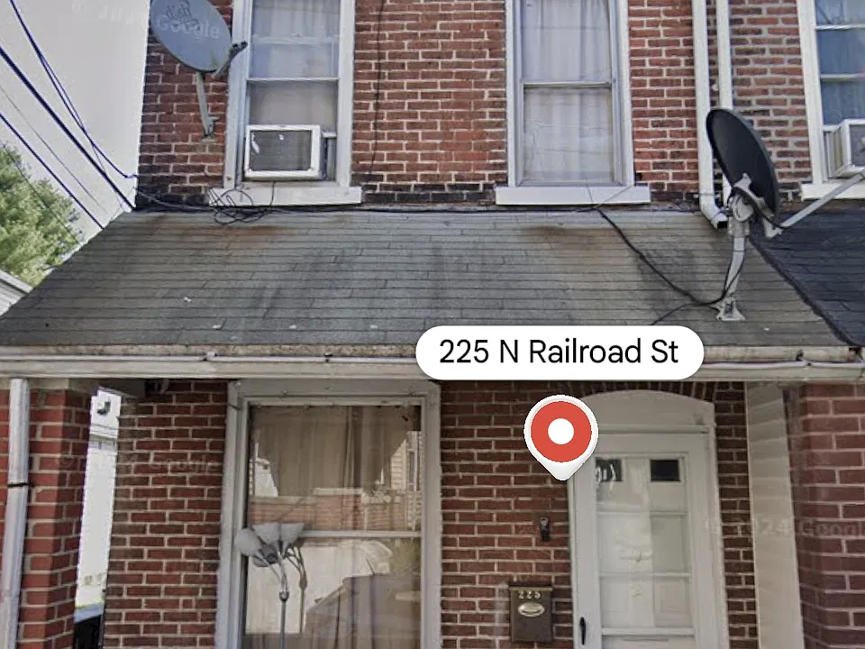 N Railroad St