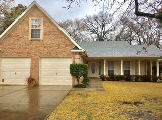 217 Cedarwood Dr, Enchanted Oak, TX 75156