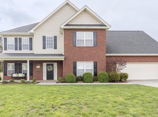 5204 Tropicana Dr, Knoxville, TN 37918