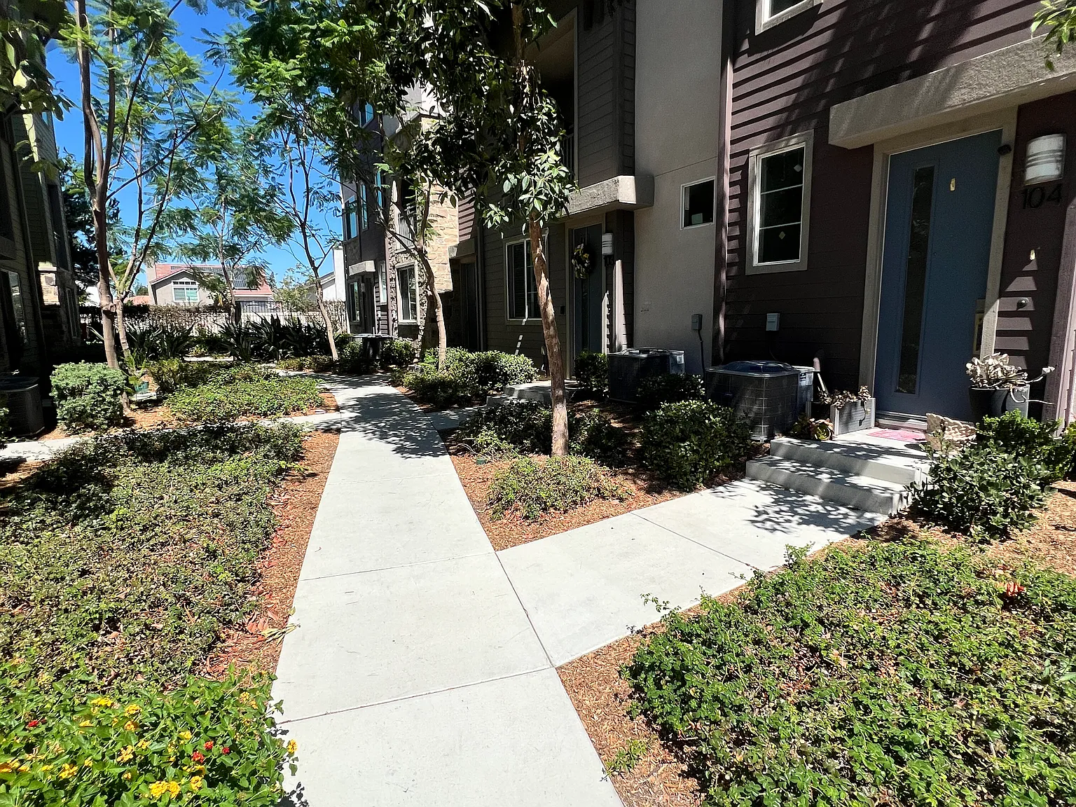 813 Savi Dr — Photo 3