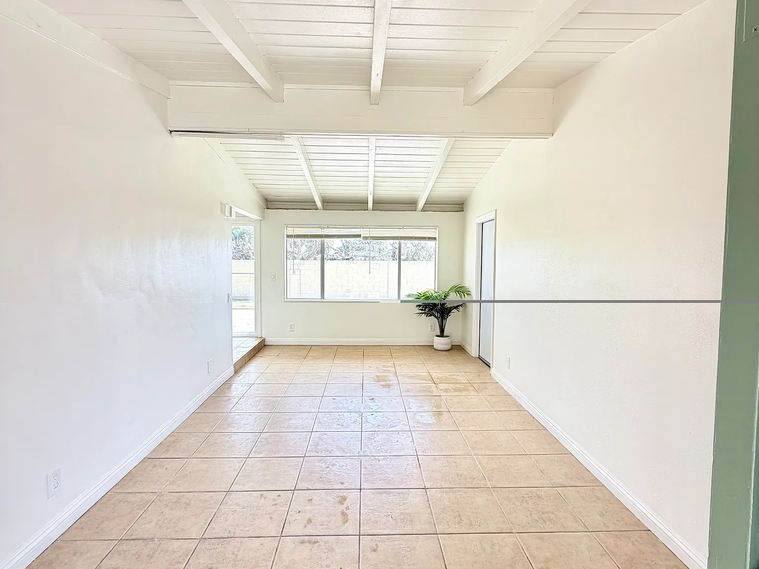 4 bed, 1448 sqft, $4,500 — Photo 3