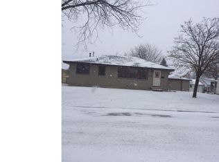 585 57th Ave NE, Fridley, MN 55432