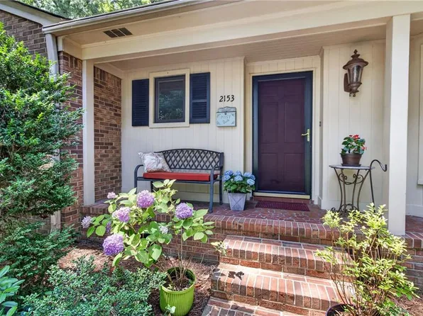 2153 Hollybriar Point, Norfolk, VA 23518