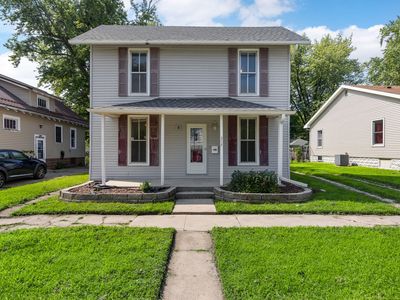317 E 3rd St, Washington, IA, 52353